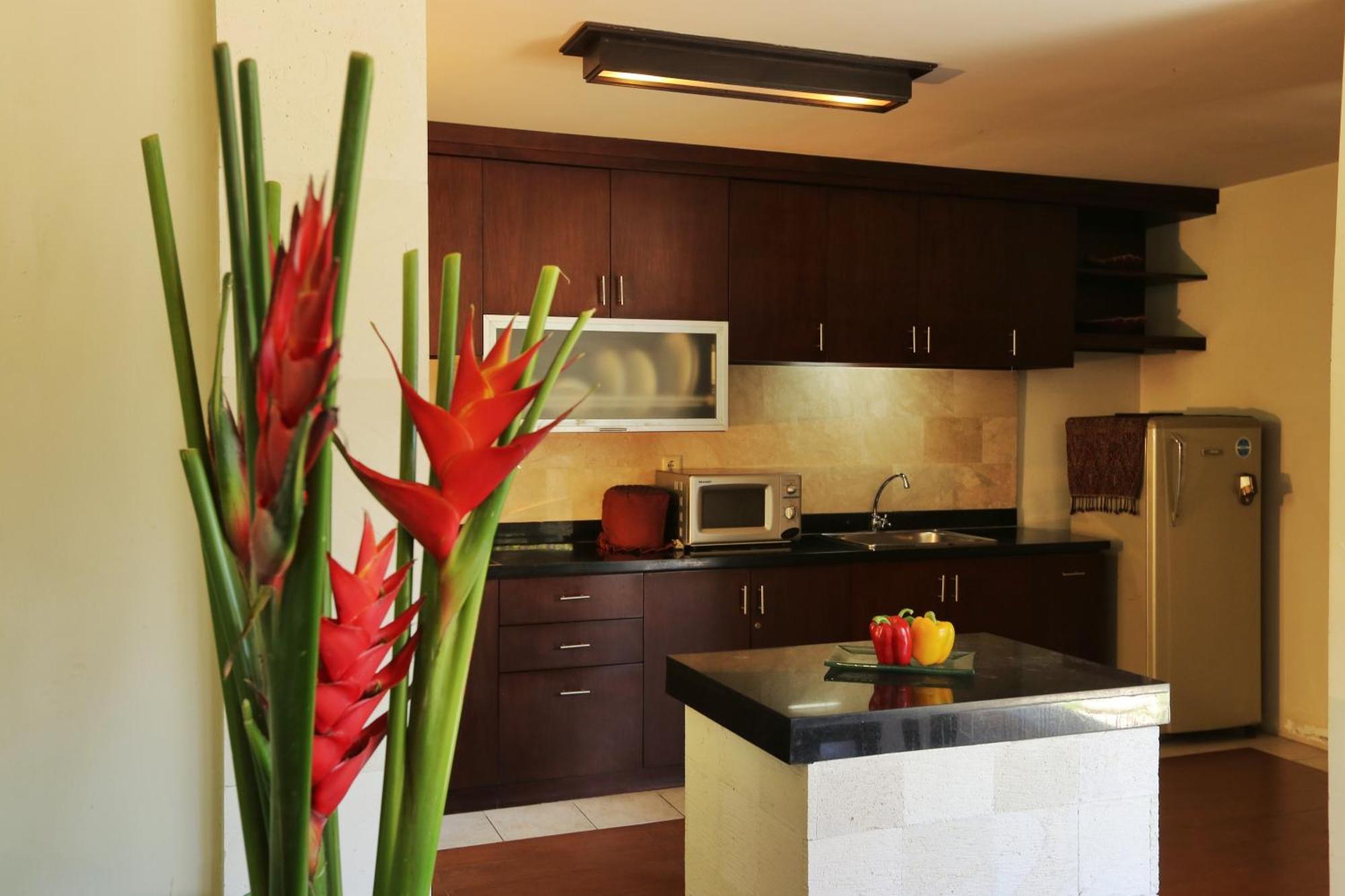 The Sanyas Suite Bali Семиньяк Номер фото